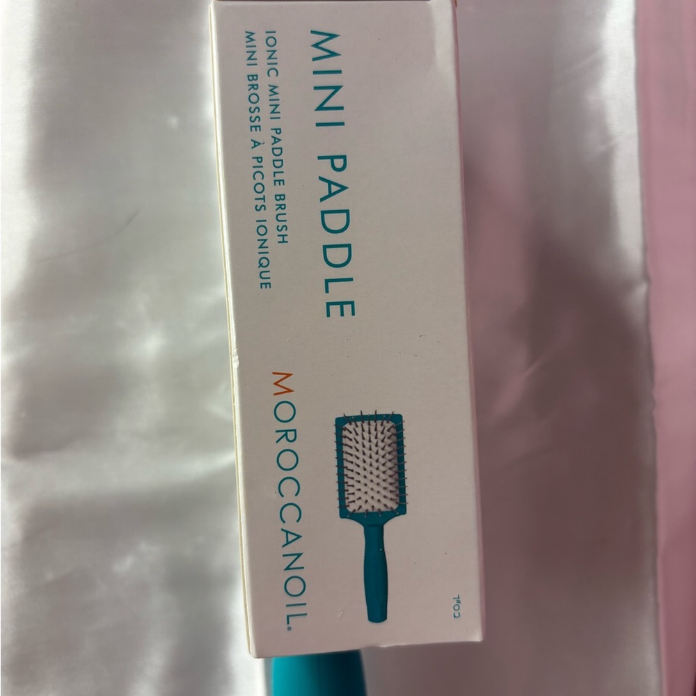 Moroccanoil Mini Paddle Brush in Teal - Picture 2 of 2